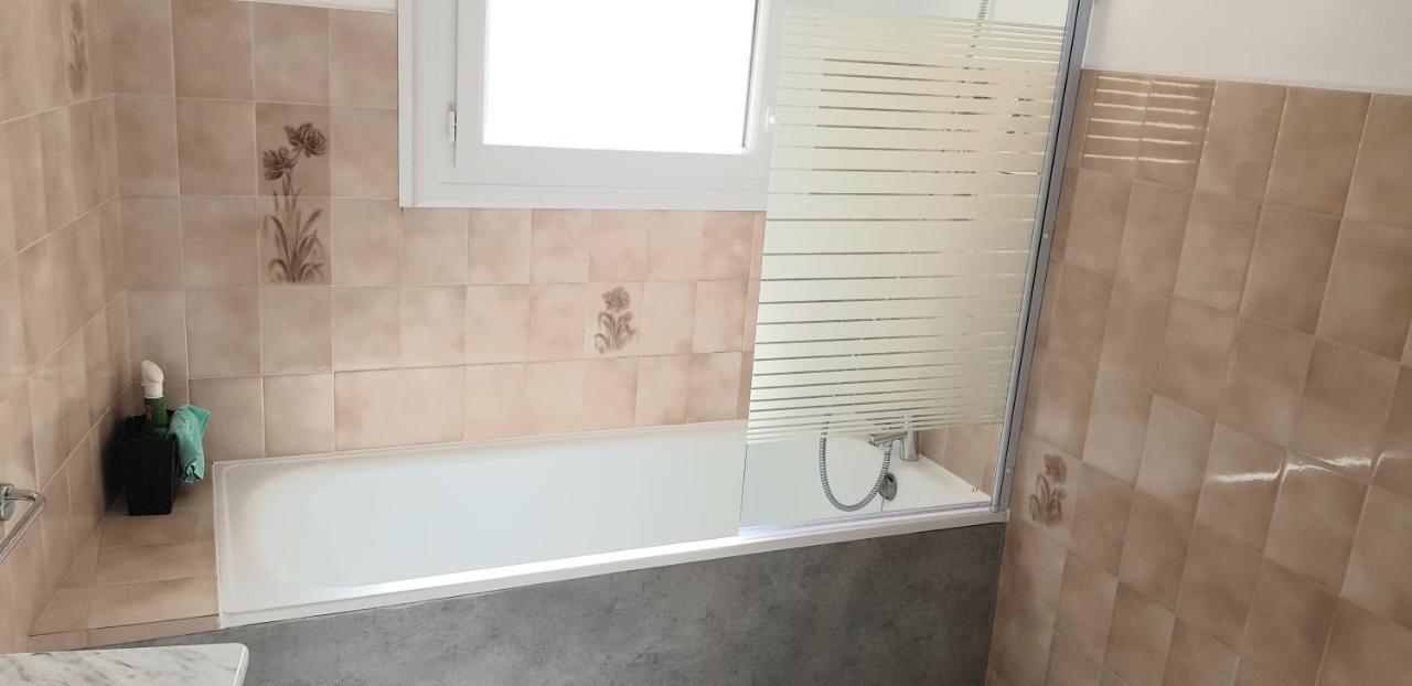 Appartement Spacieux Et Lumineux Secteur Petit Marche A 5 Min A Pied De La Plage 생장드몽 외부 사진